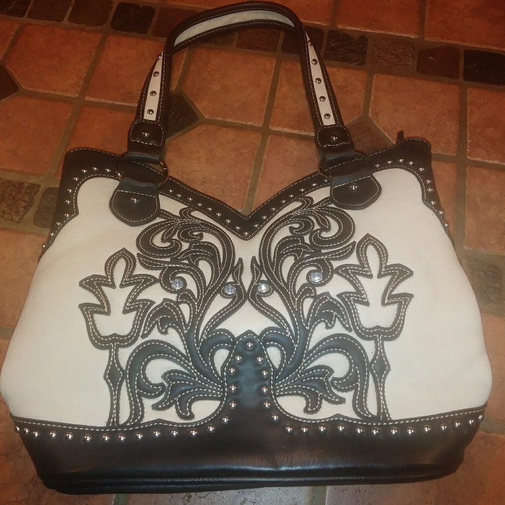 Rustic Couture Handbag - Picture 3 of 4